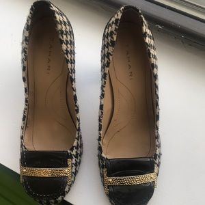 Tahari black & white dress shoes